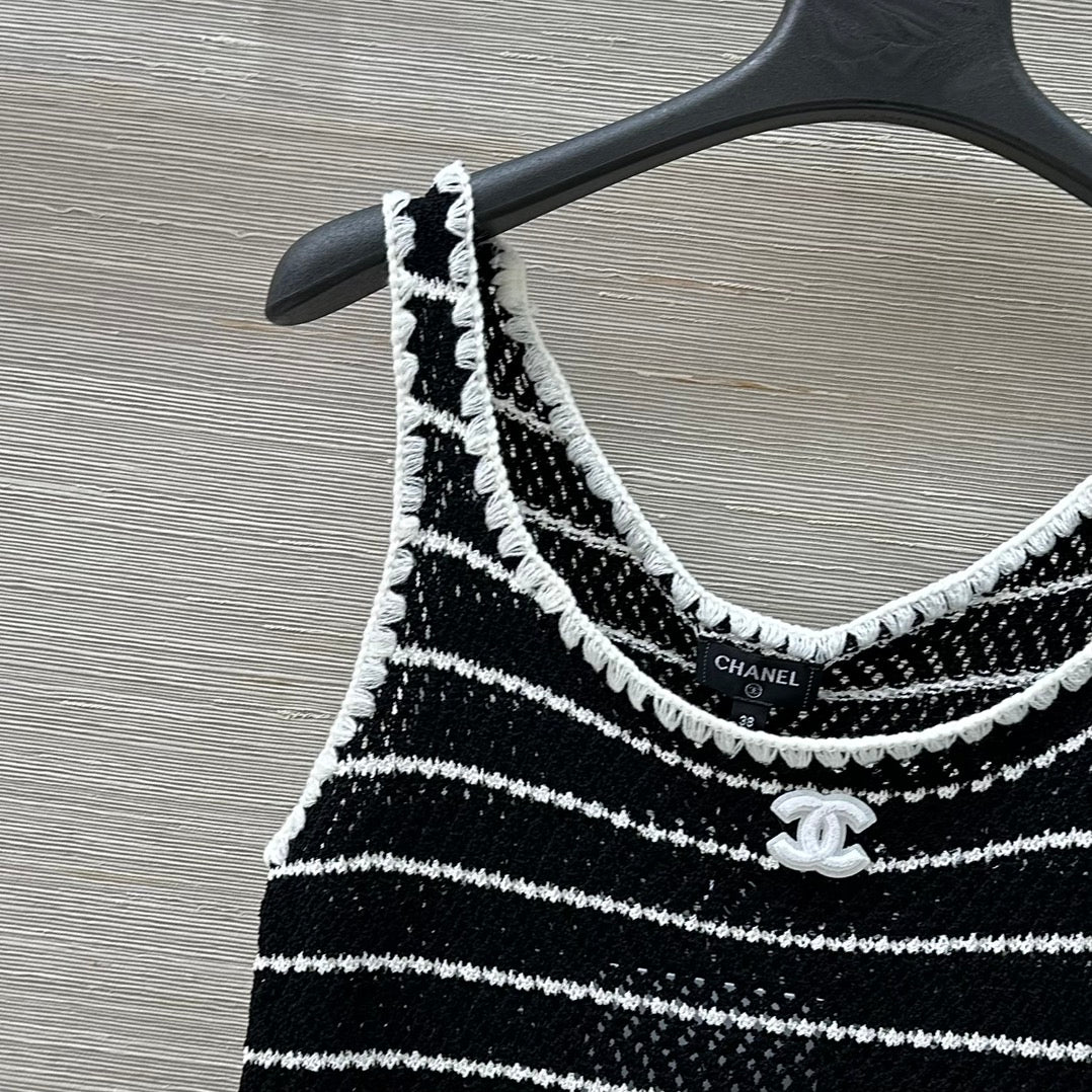 C*nel 25ss knitted vest