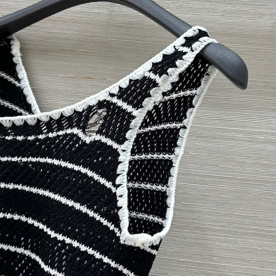 C*nel 25ss knitted vest