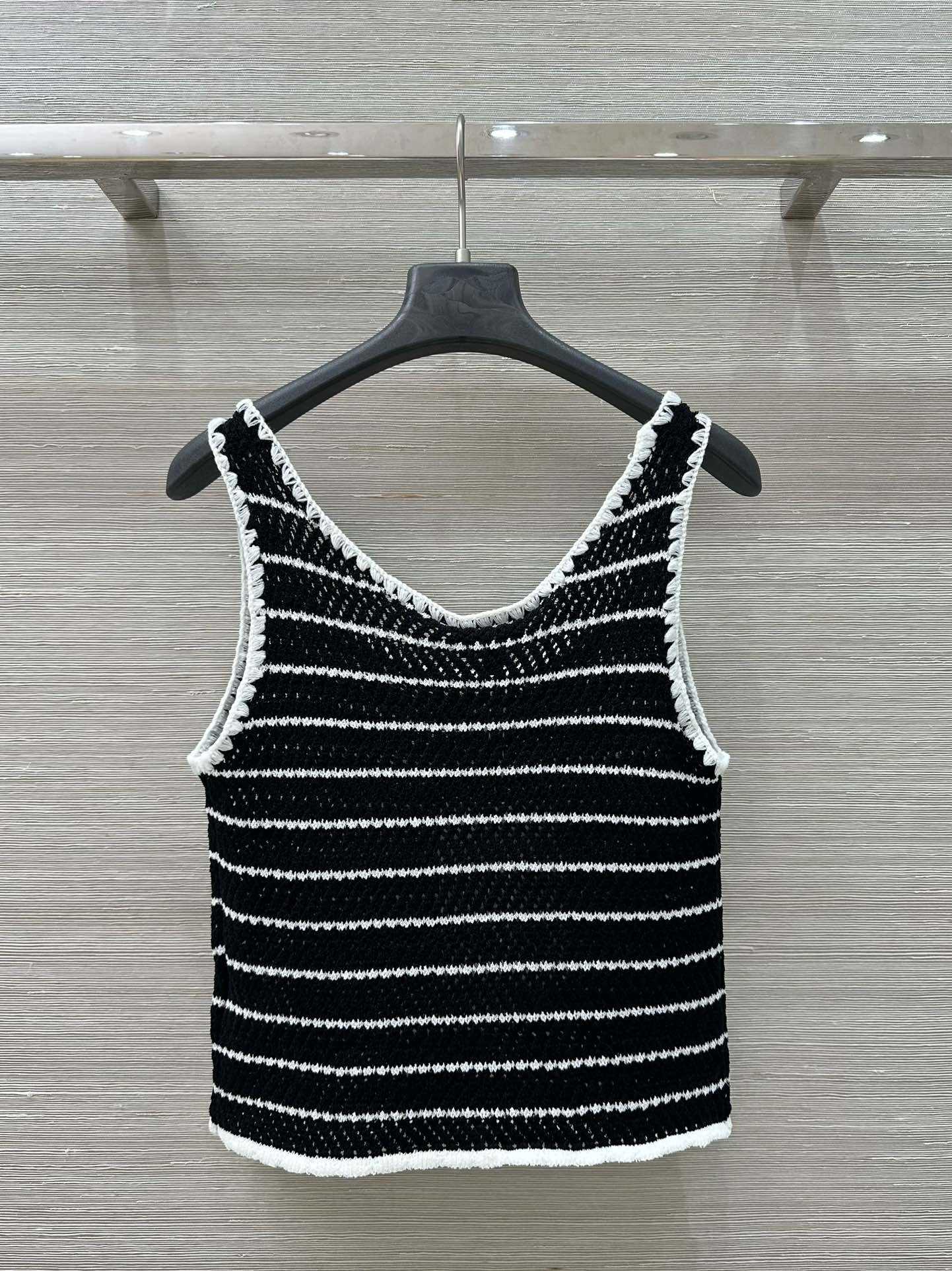 C*nel 25ss knitted vest