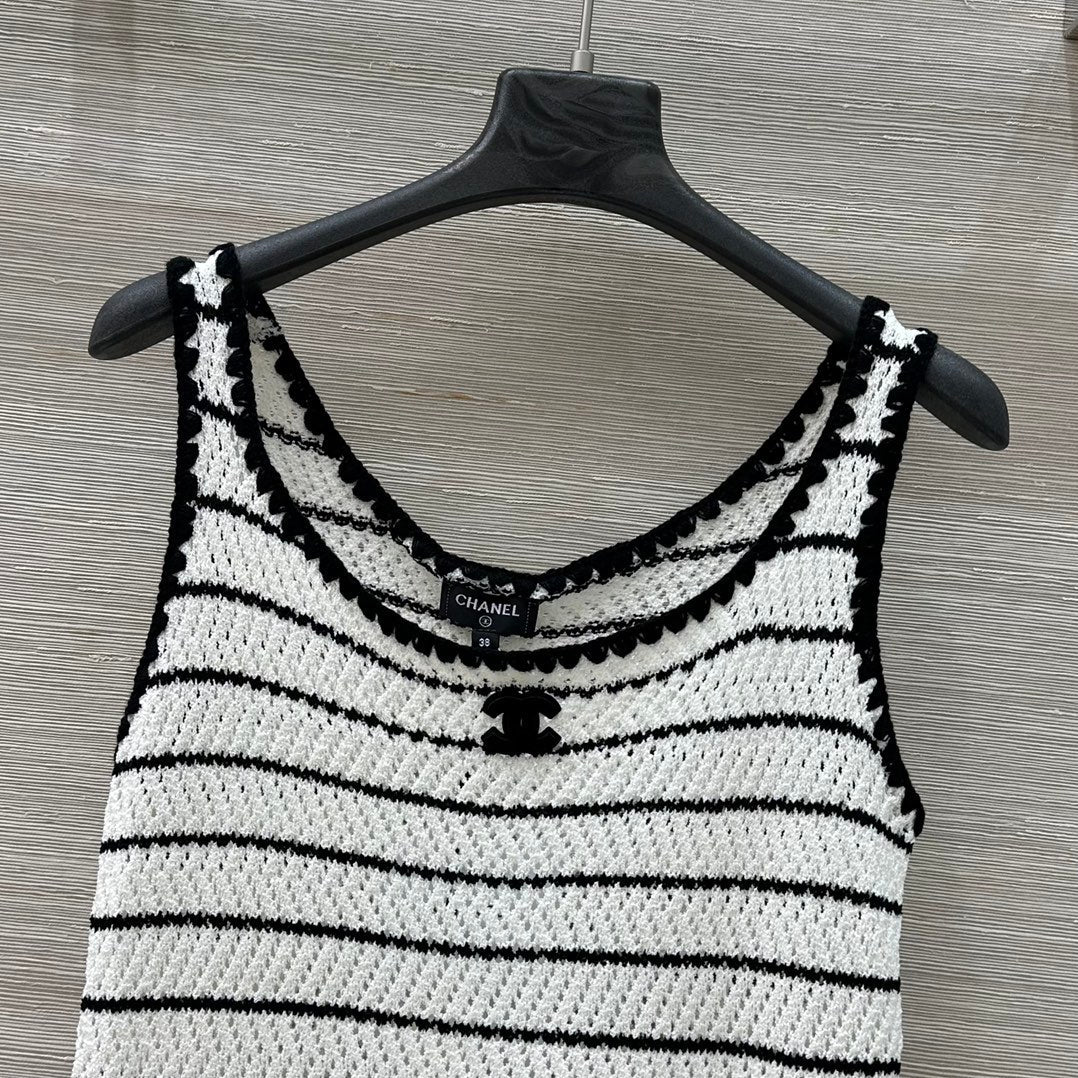 C*nel 25ss knitted vest