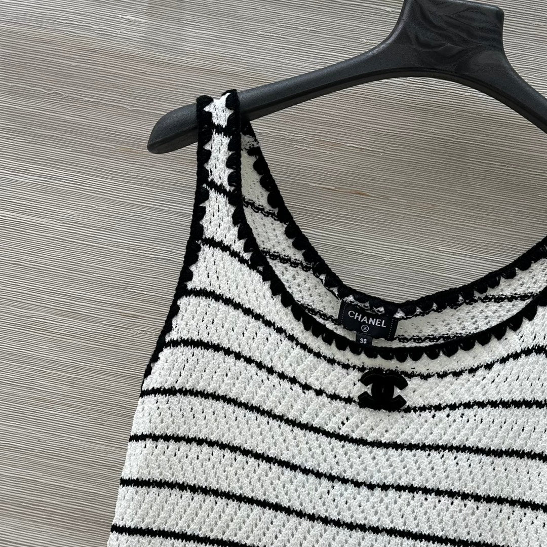 C*nel 25ss knitted vest