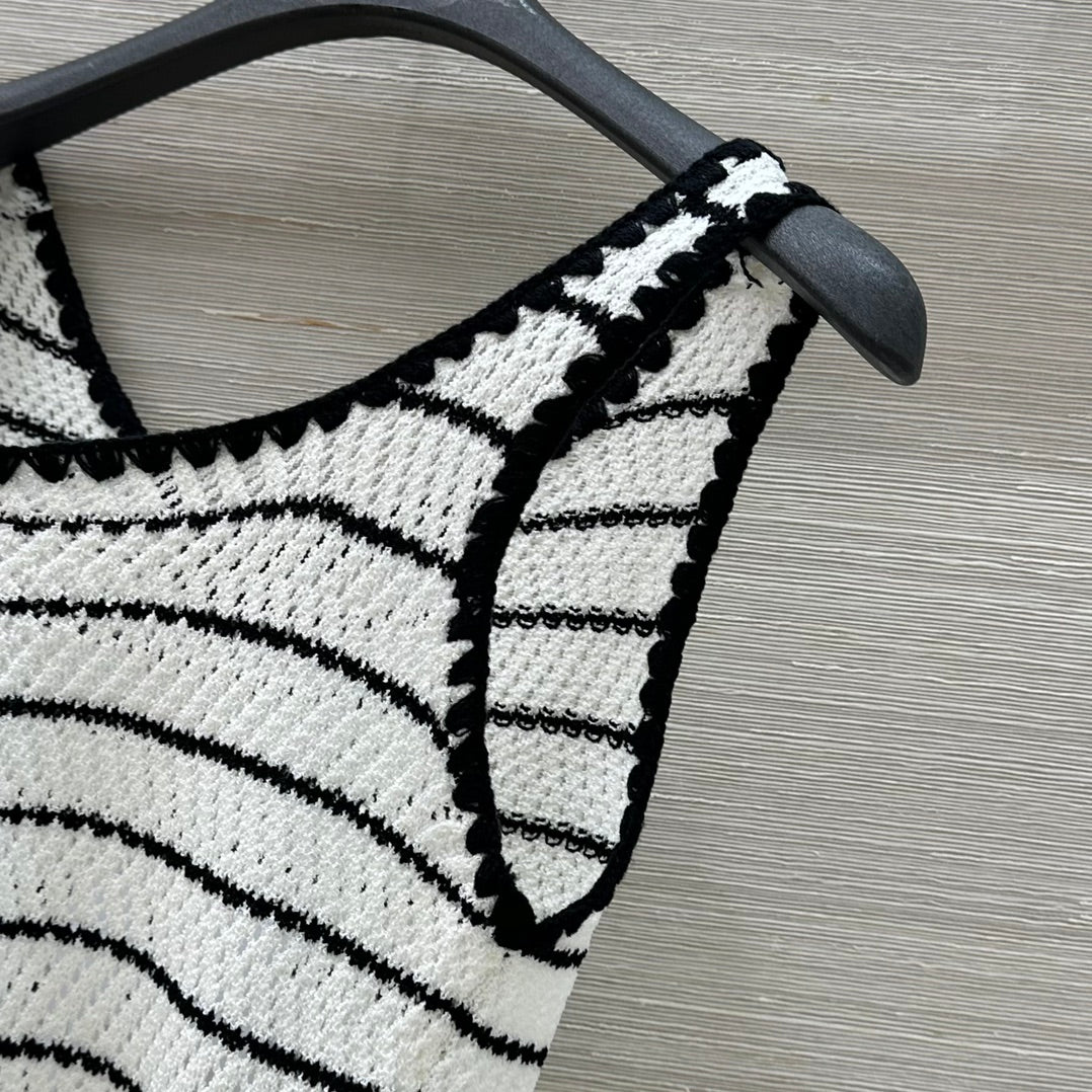 C*nel 25ss knitted vest