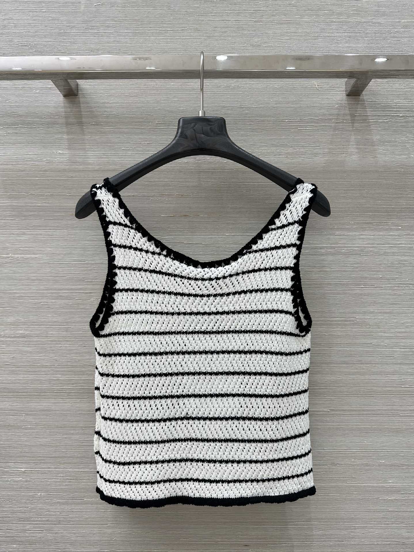 C*nel 25ss knitted vest