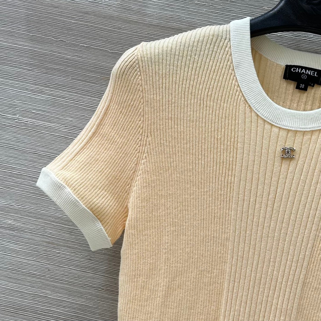 C*nel 25ss knitted short-sleeve top