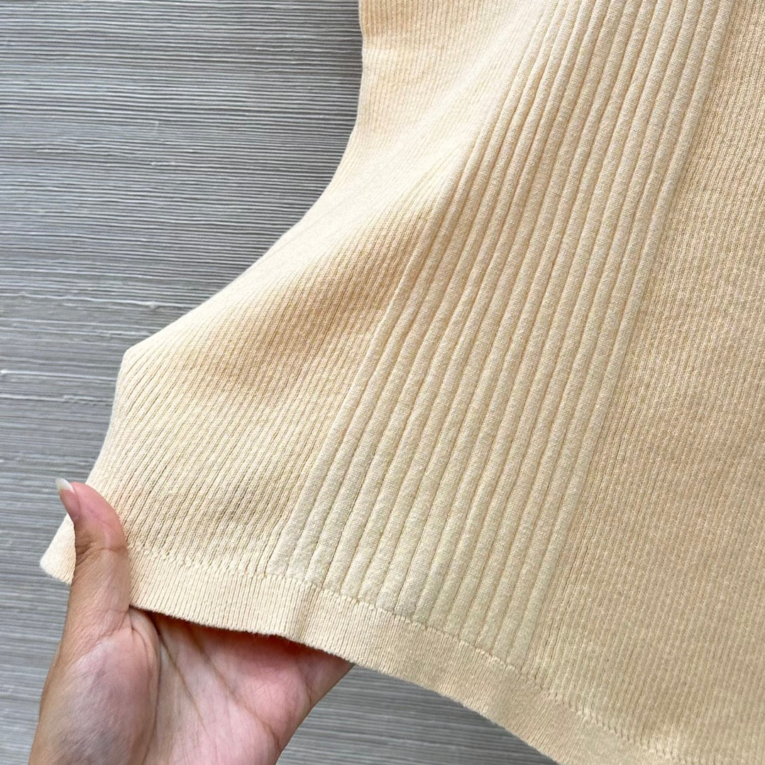 C*nel 25ss knitted short-sleeve top