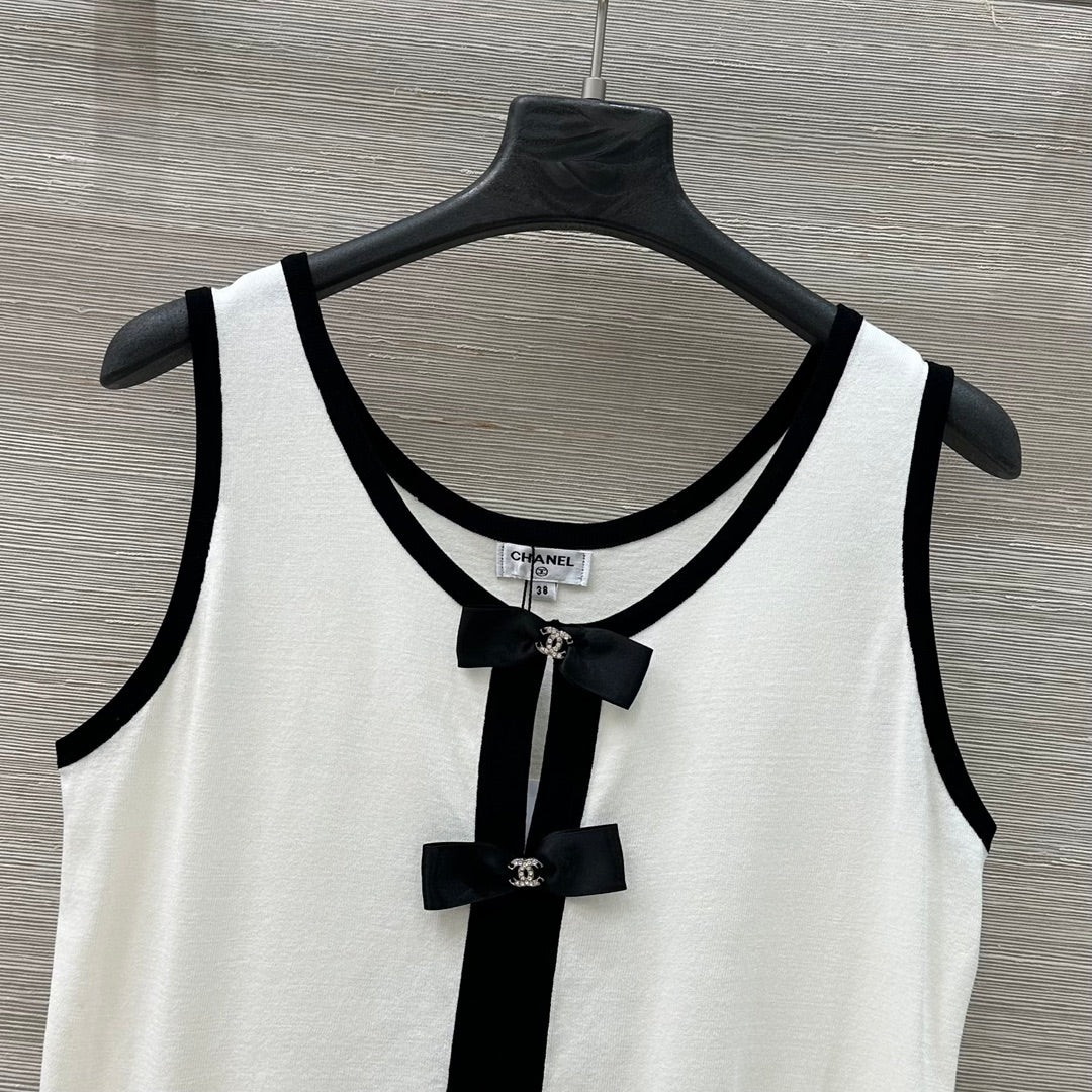 C*nel 25ss knitted vest