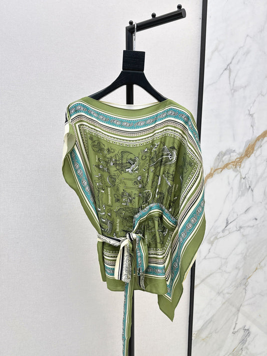 Lor*P 25ss Reversible silk cape top