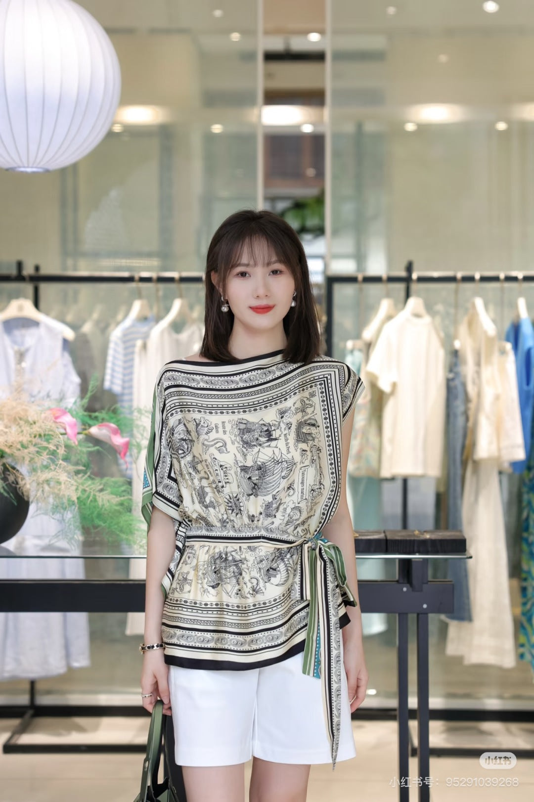 Lor*P 25ss Reversible silk cape top