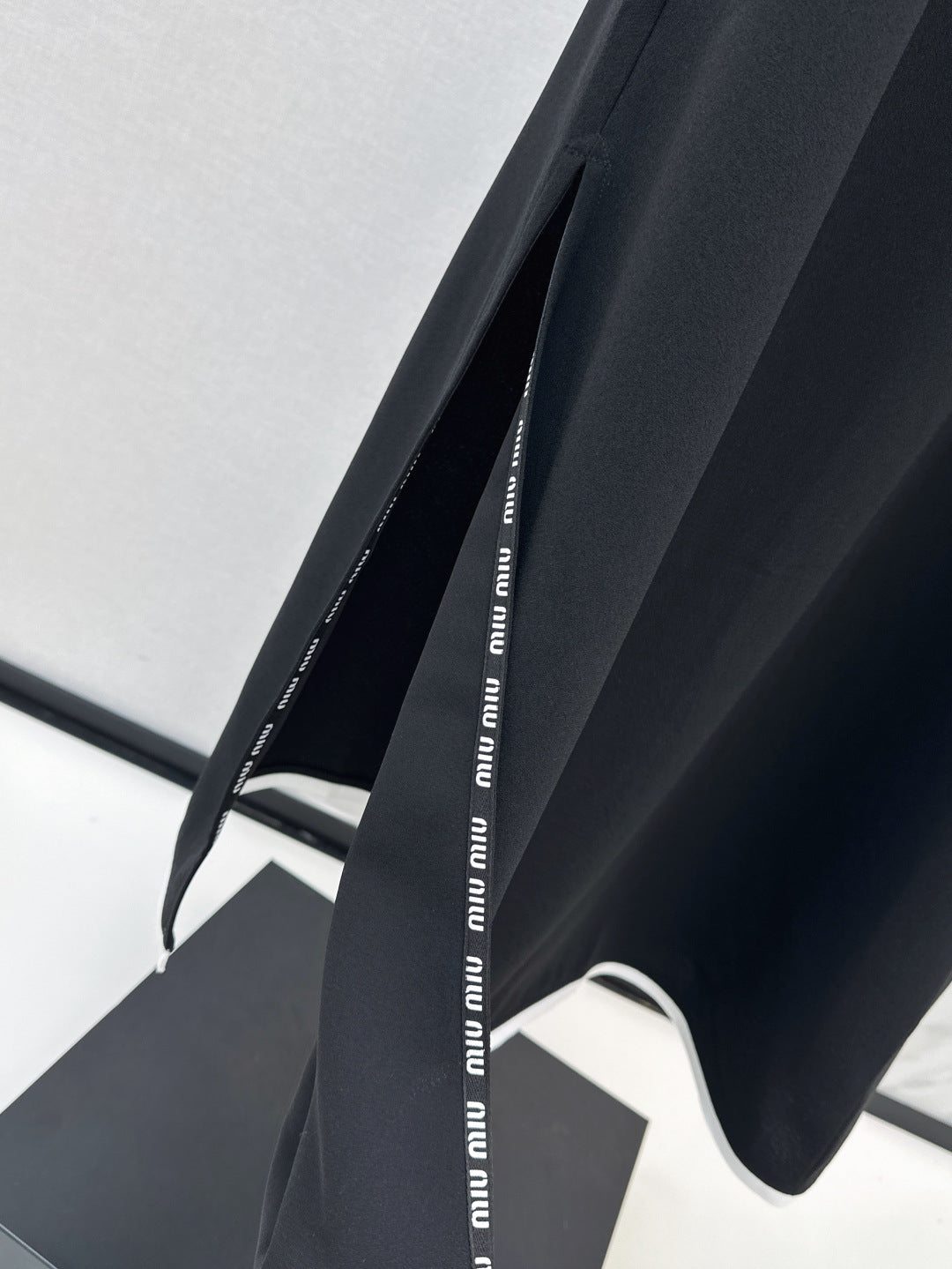 M*u 25ss color-blocked trim dress