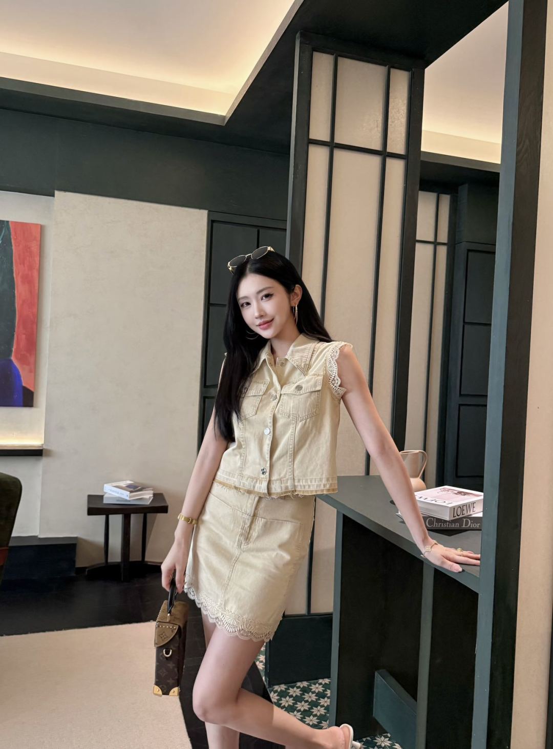 Loui* 25ss lace trim denim suit