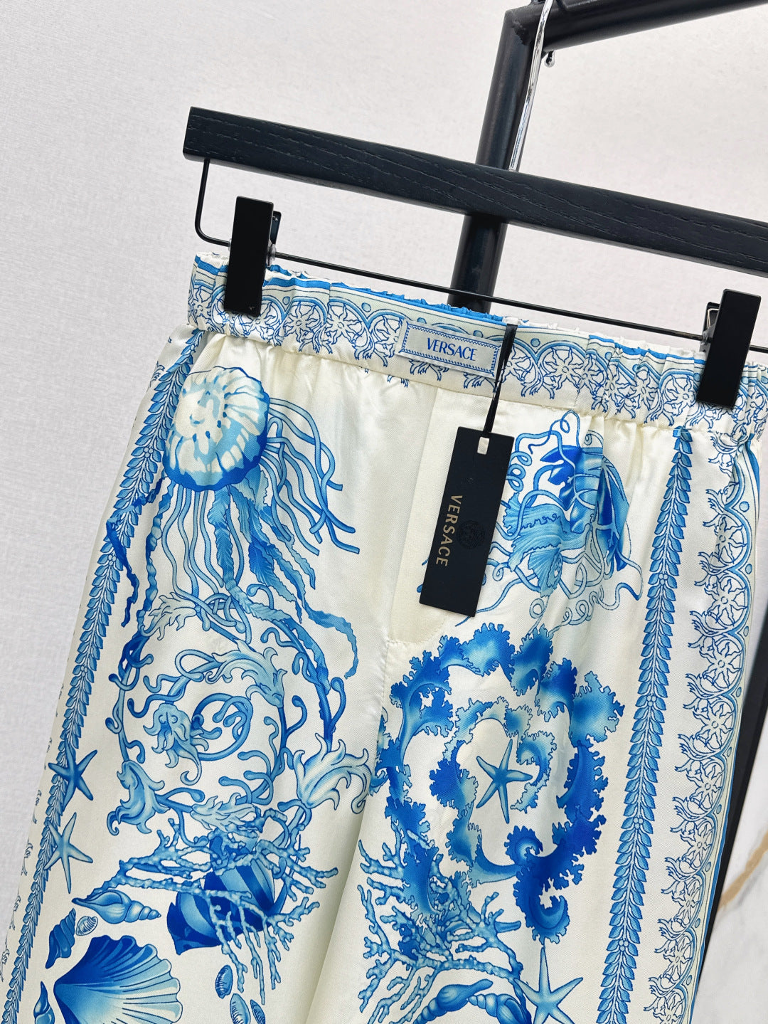 Versa* barocco silk pants