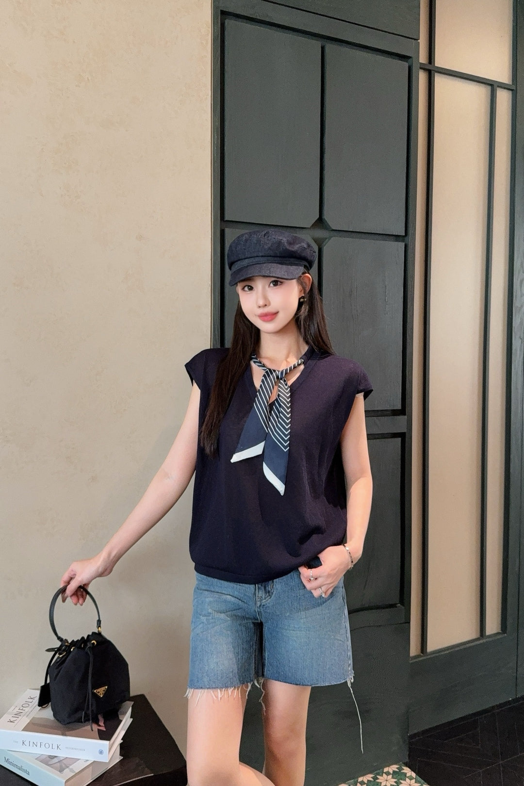 D*r 25ss scraf accent sleeveless sweater