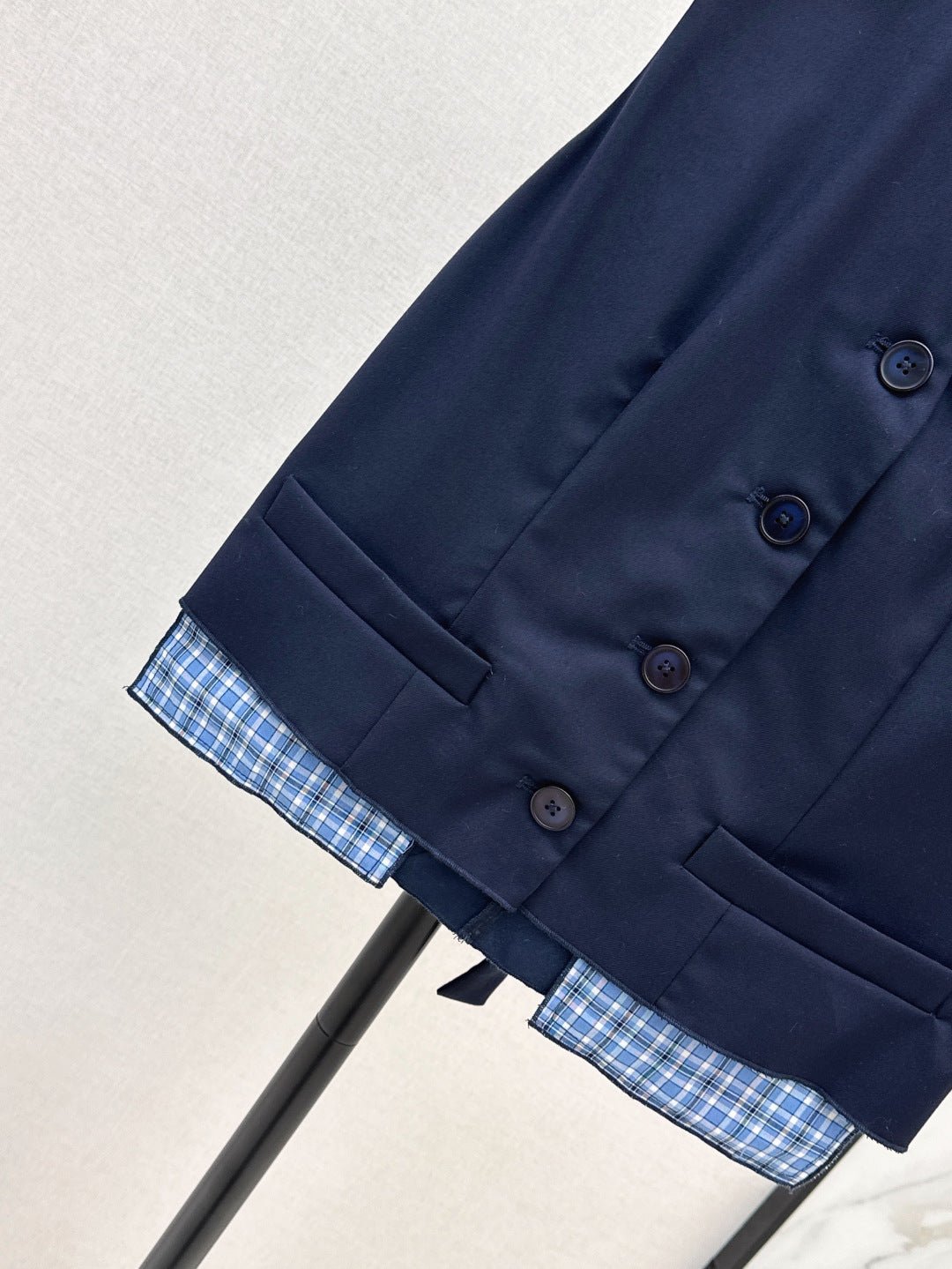 M*u 25ss color-blocked vest