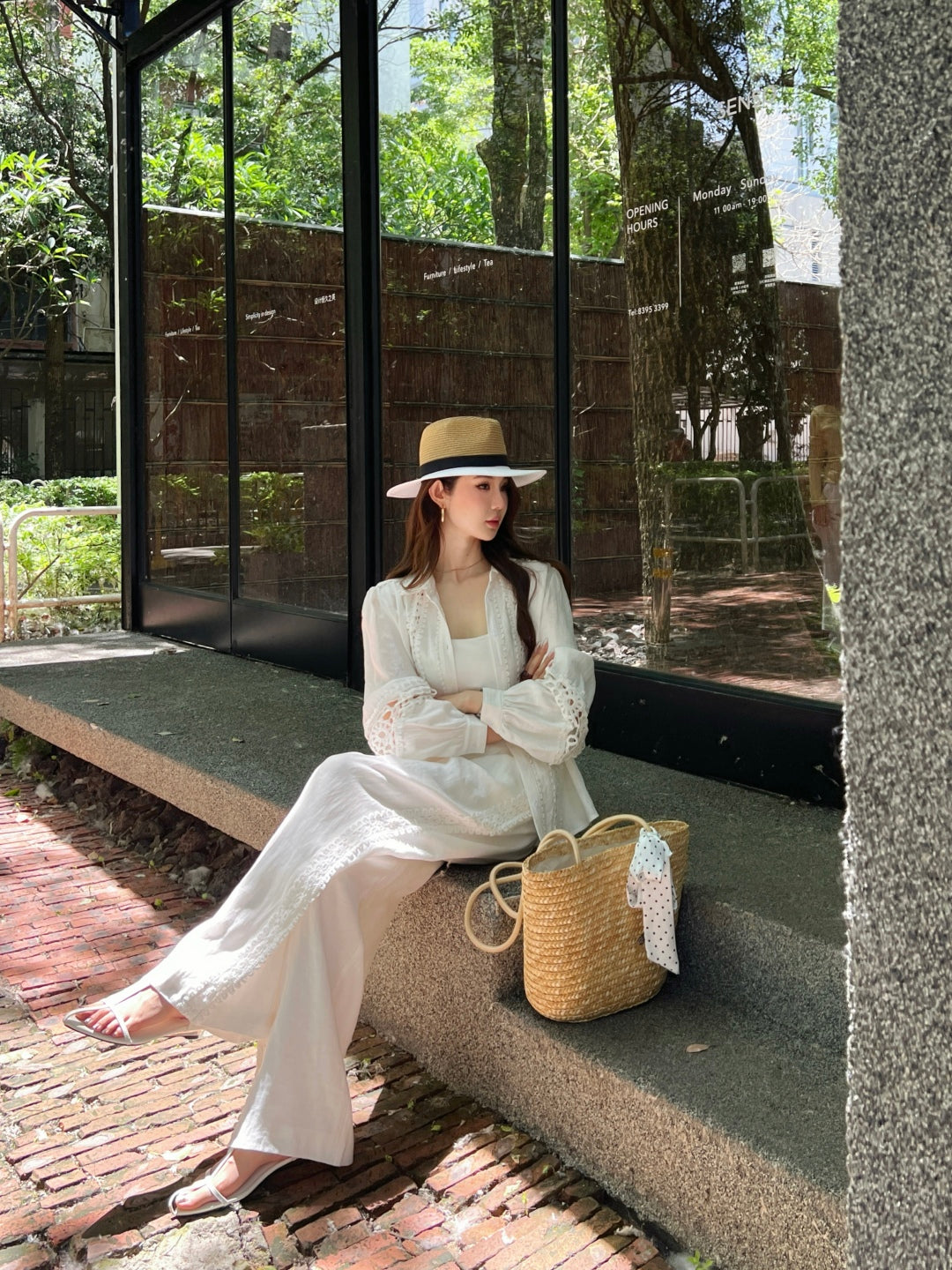 Zim* 25ss embroidered linen pants