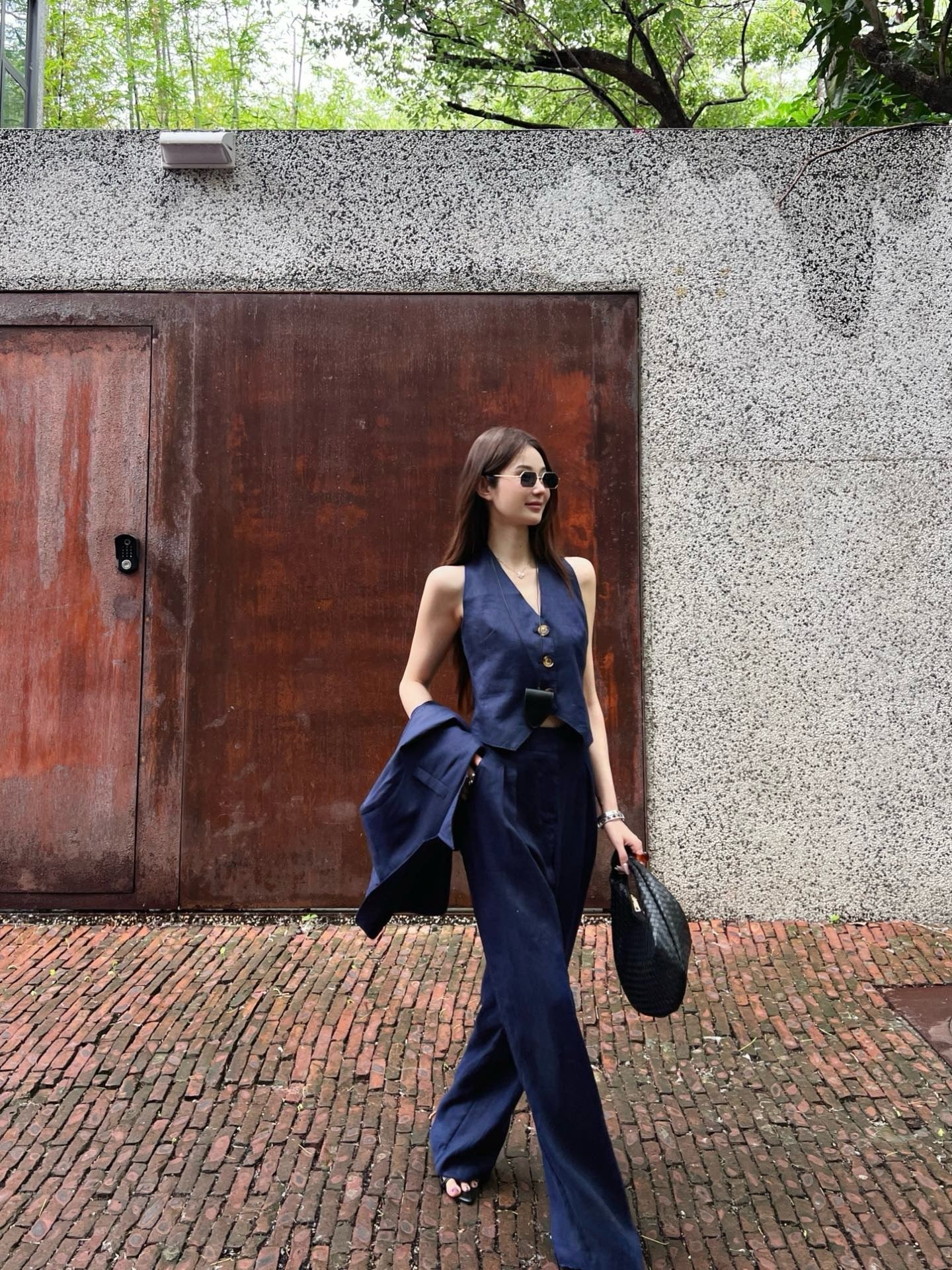 MaxM* 25ss linen halter vest