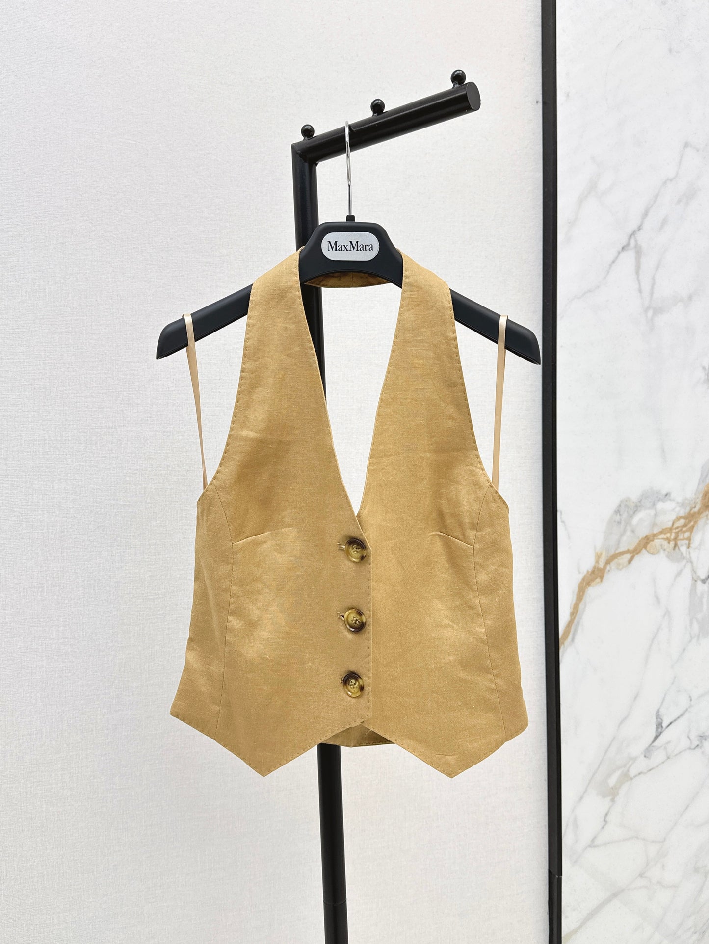 MaxM* 25ss linen halter vest
