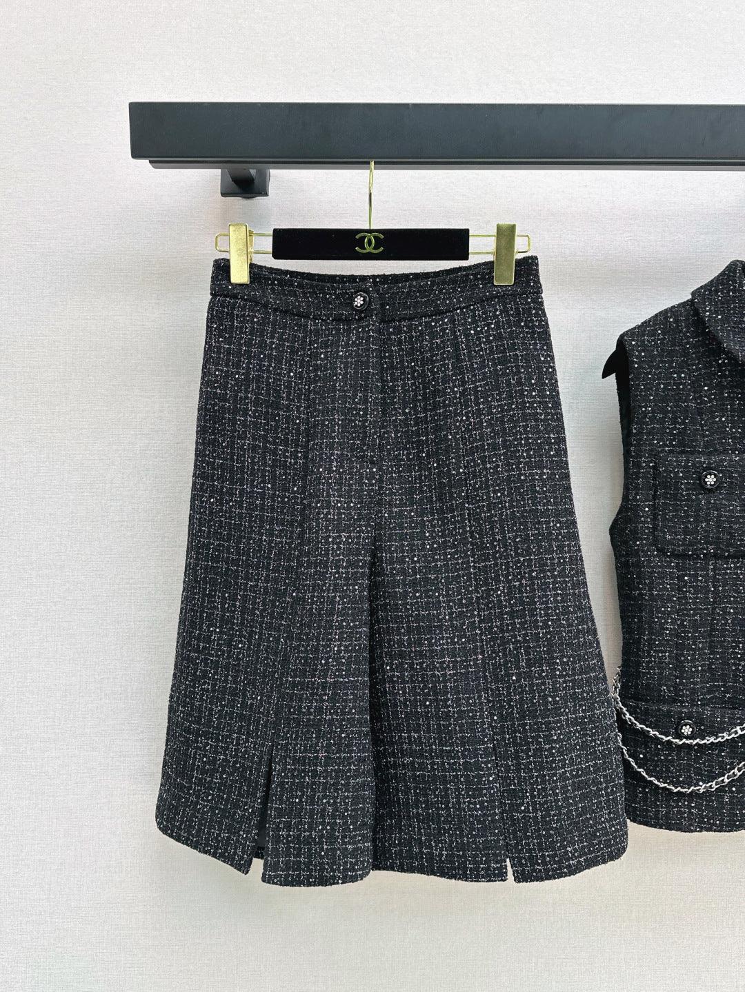 C*nel 25ss glitter tweed suit