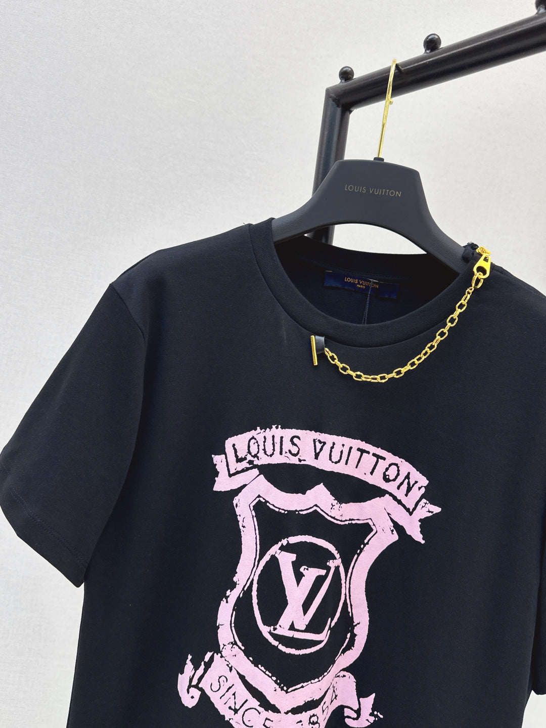 Loui* 25ss Signature Zipper Detail T-Shirt