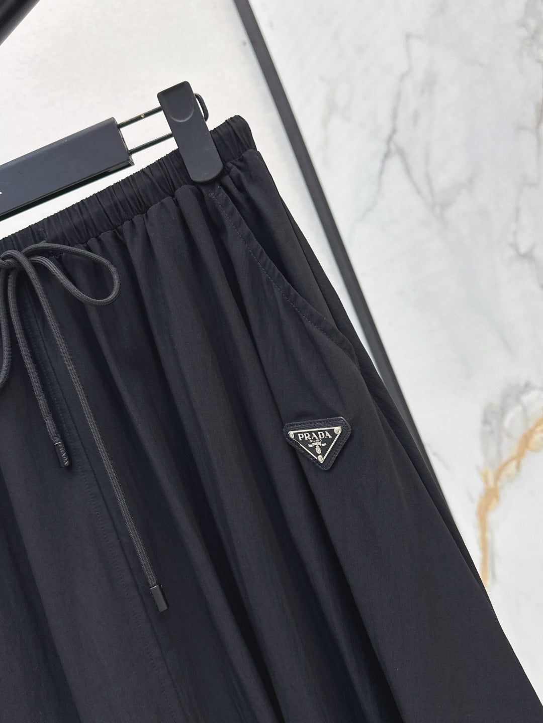 Pra* 25ss drawstring flared skirts