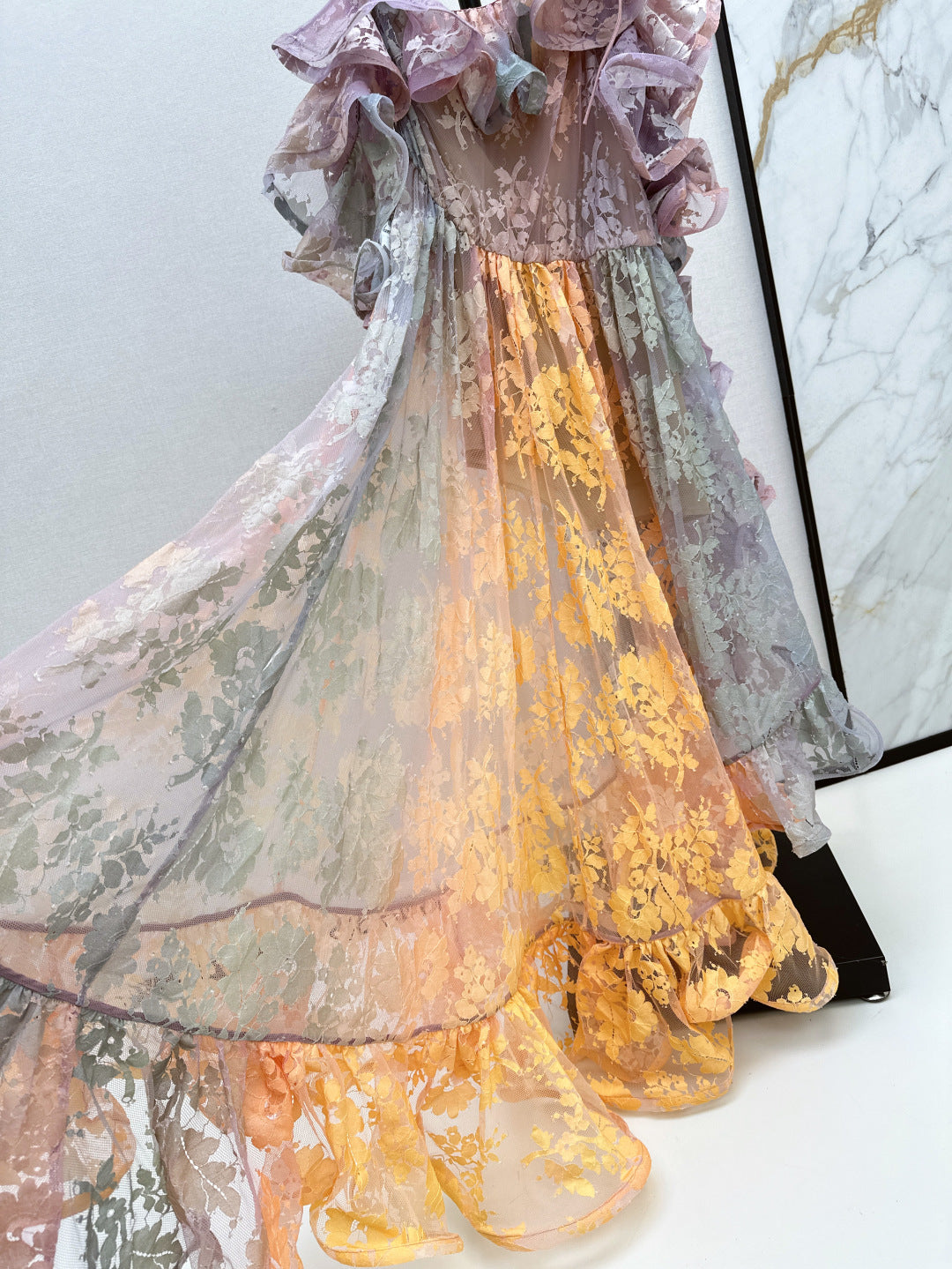 Zim* 25ss Asymmetric ruffled lace midi dress