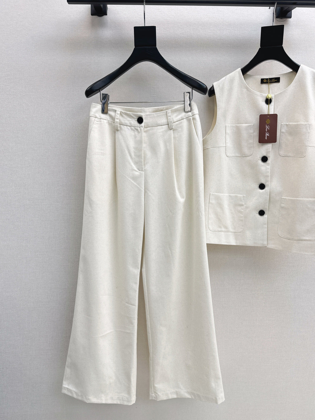 Lor*P 25ss linen suit