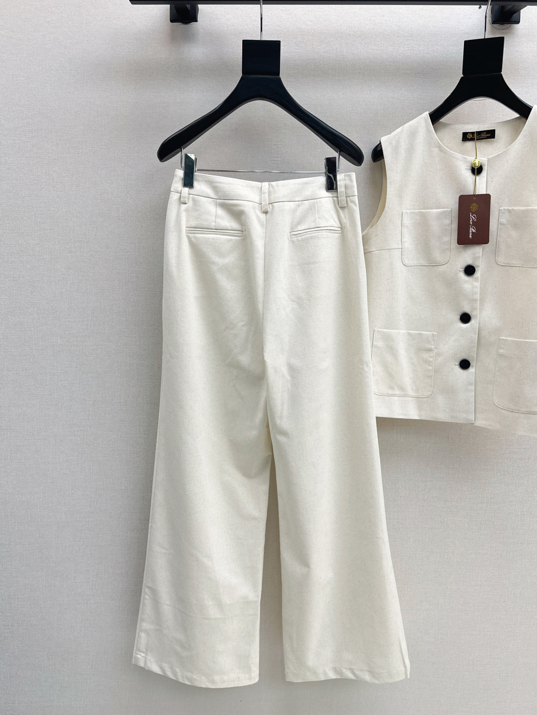 Lor*P 25ss linen suit