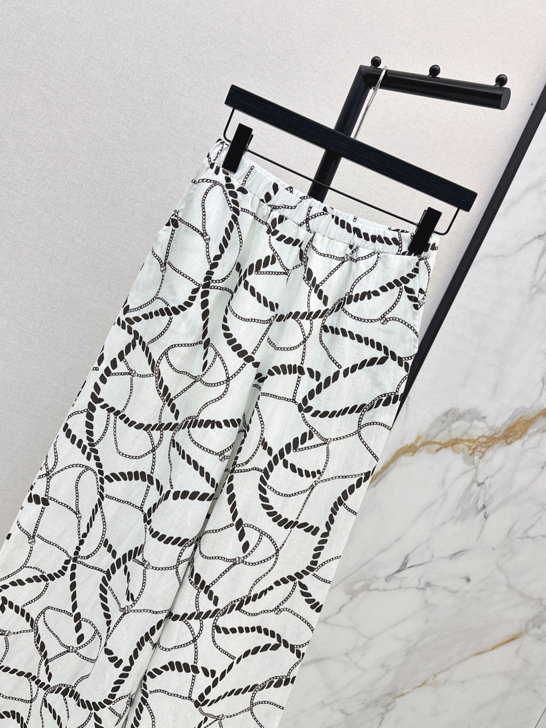 Herm* 25ss chain printed pants