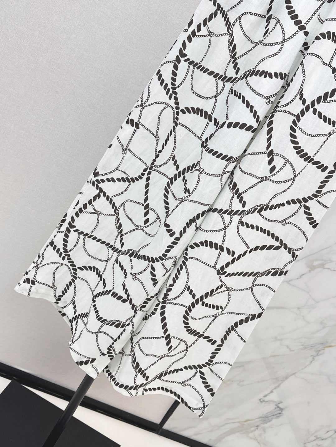 Herm* 25ss chain printed pants