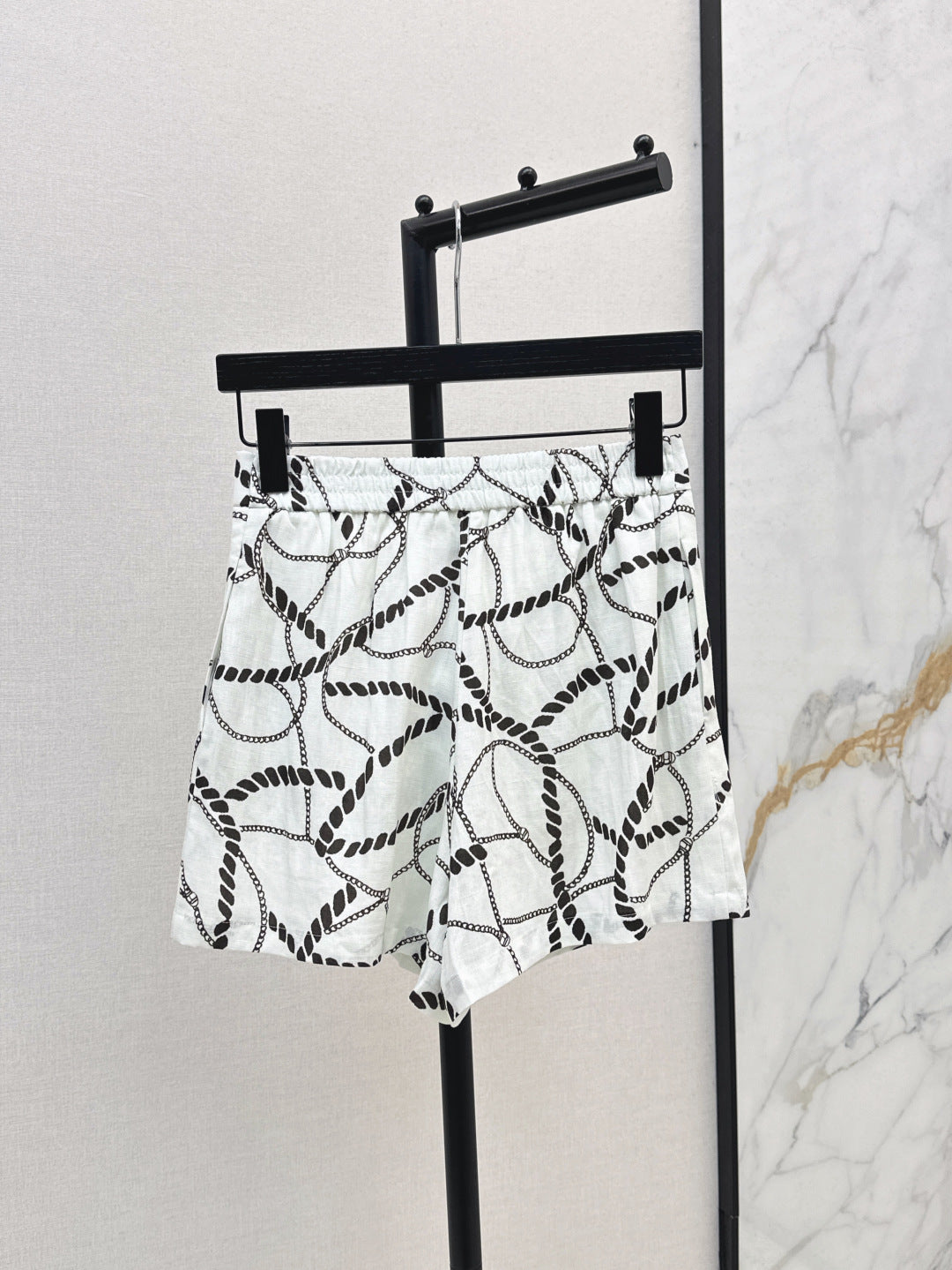 Herm* 25ss chain printed shorts