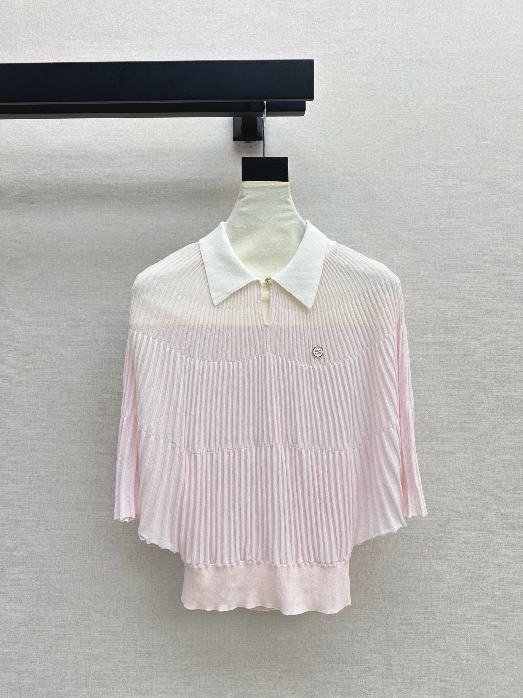 M*u 25ss knitted cape top