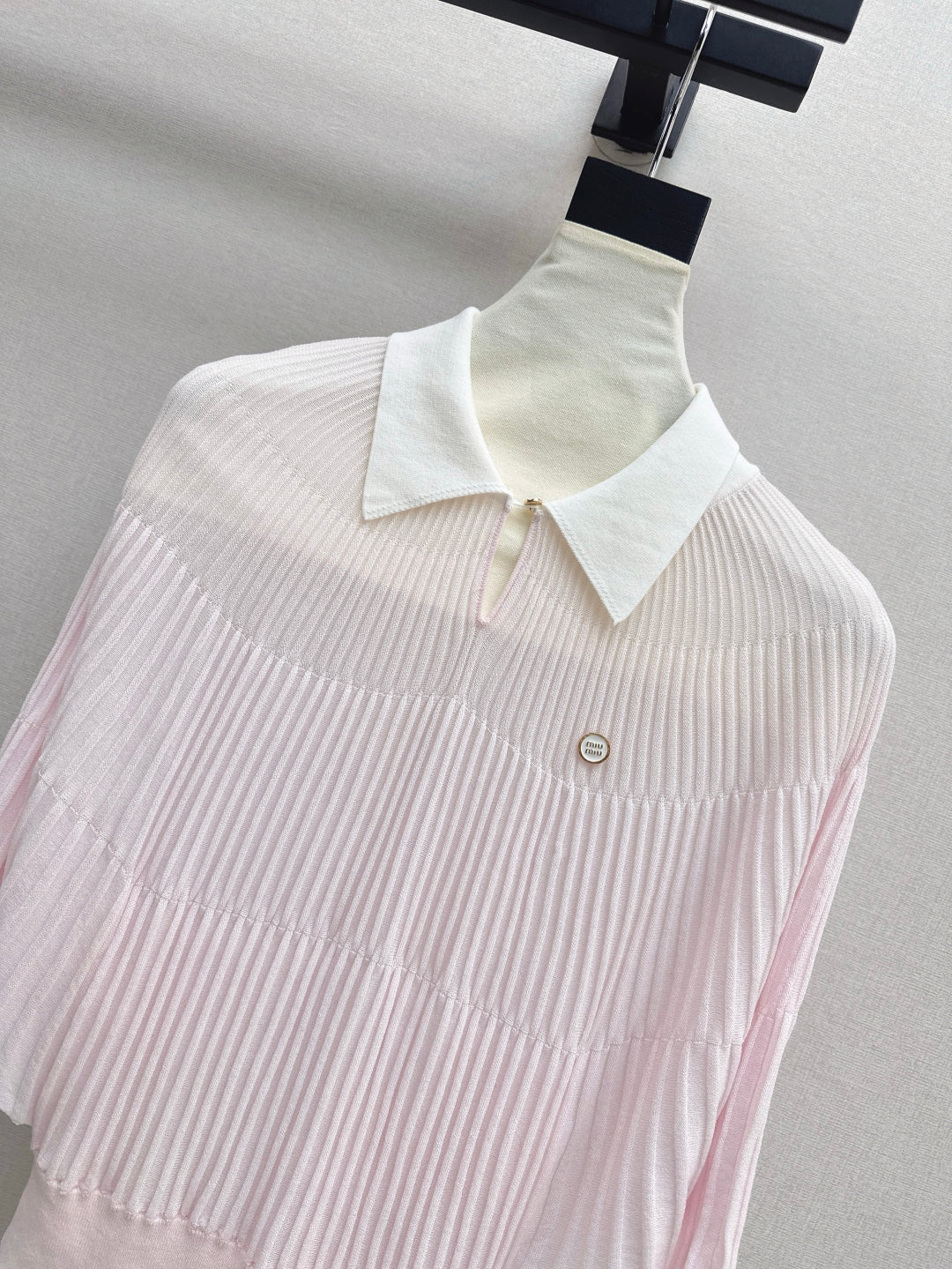 M*u 25ss knitted cape top