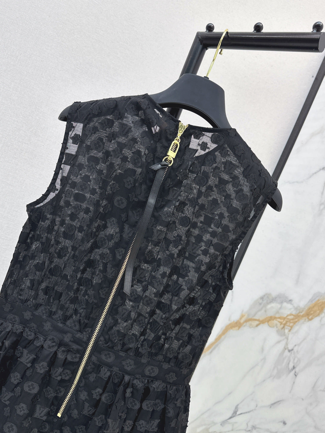 Loui* 25ss monogram jacquard tiered dress