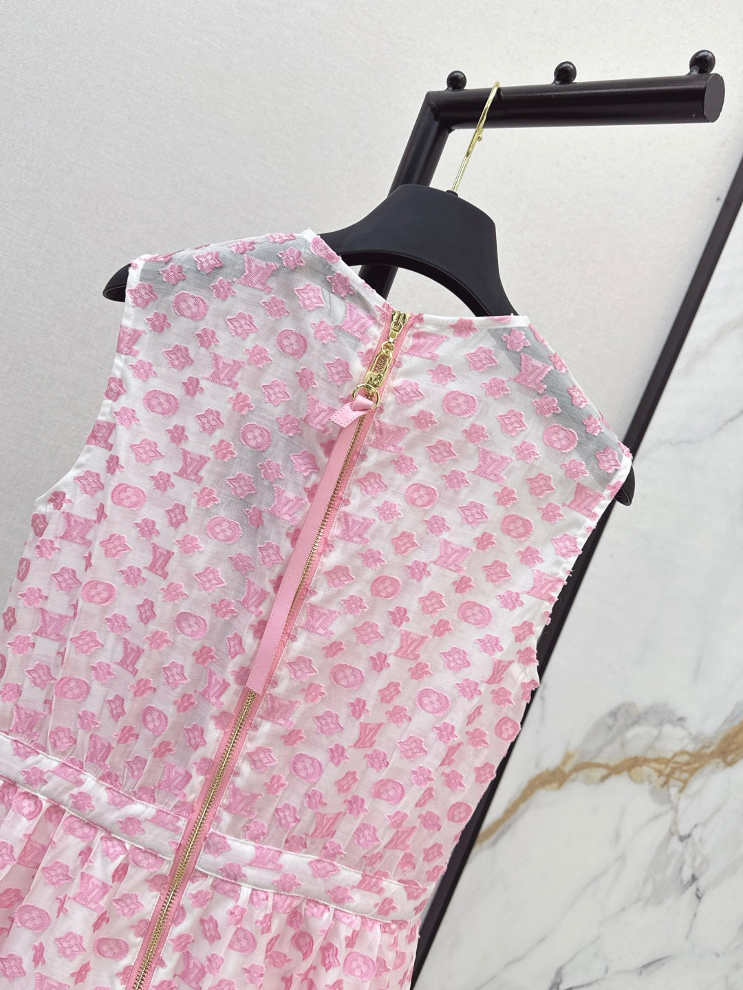 Loui* 25ss monogram jacquard tiered dress