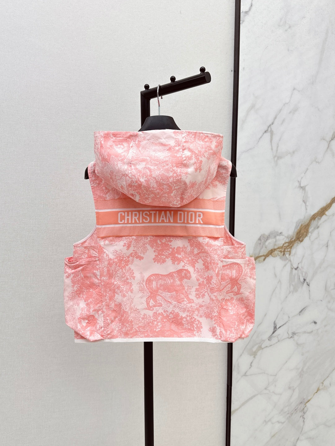 D*r 25ss hooded vest