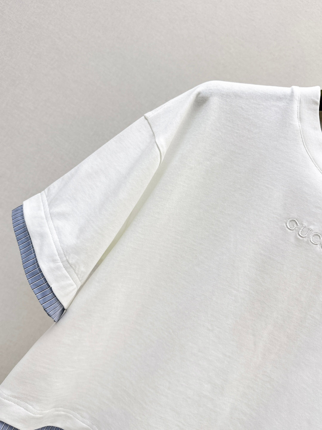 Gu* 25ss embroidered jersey t-shirt