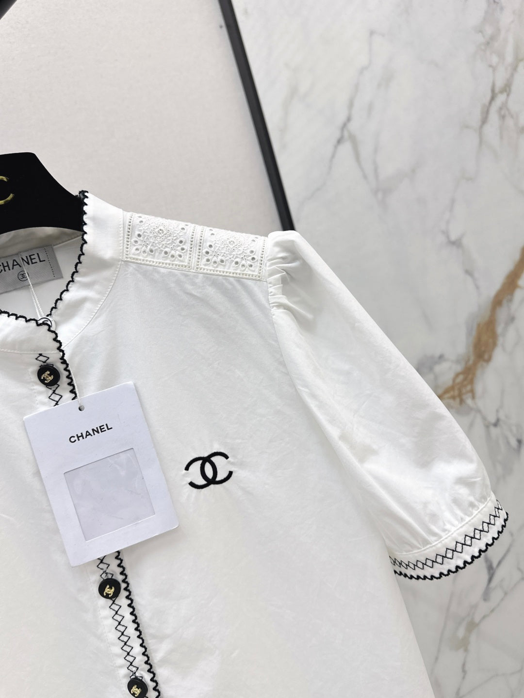 C*nel 25ss embroidered short-sleeve shirt