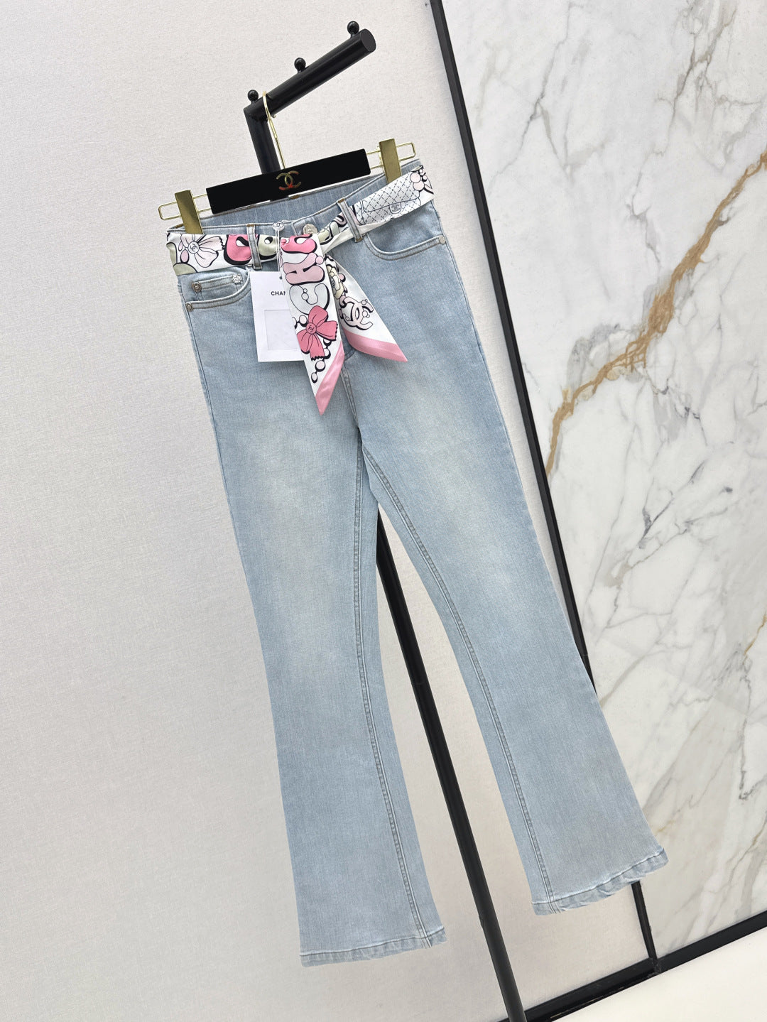 C*nel 25ss slim jeans with scraf