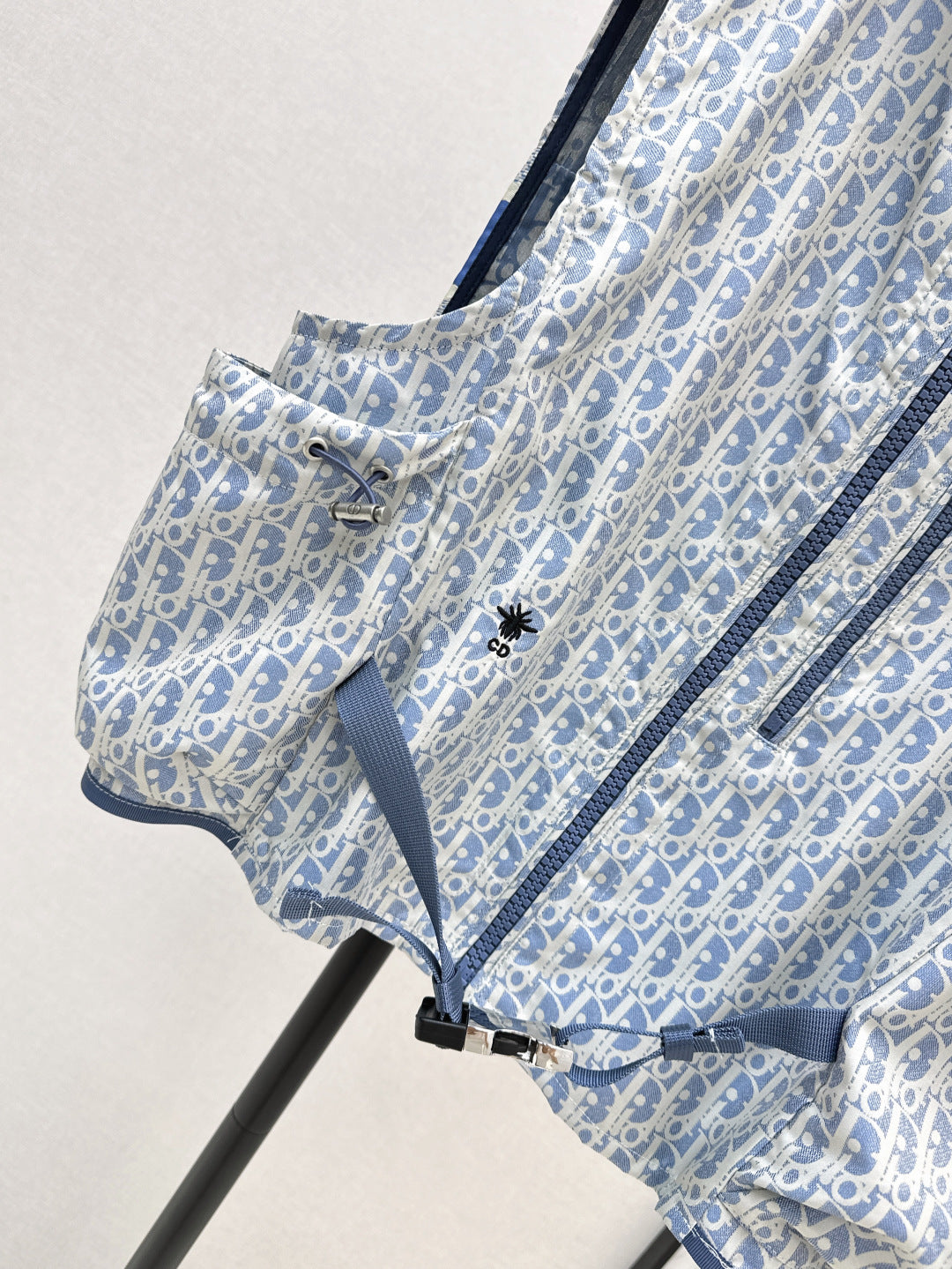 D*r 25ss oblique jacquard hooded vest