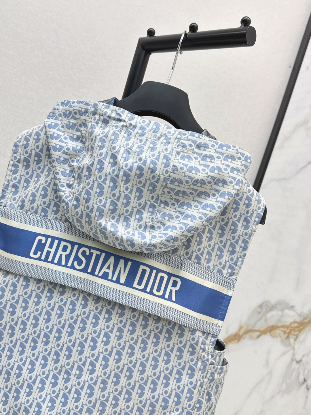 D*r 25ss oblique jacquard hooded vest