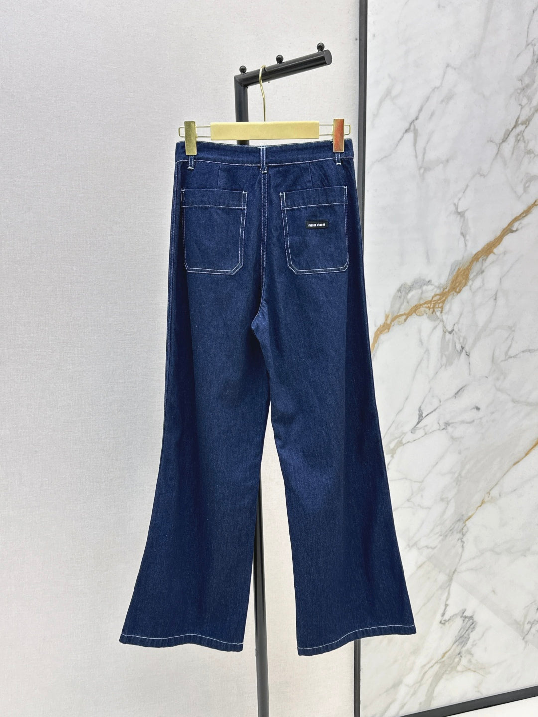 M*u 25ss straight jeans