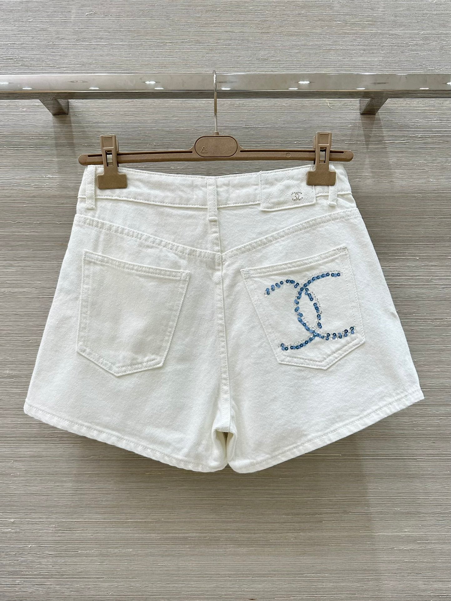 C*nel 25ss sequins pocket demin shorts