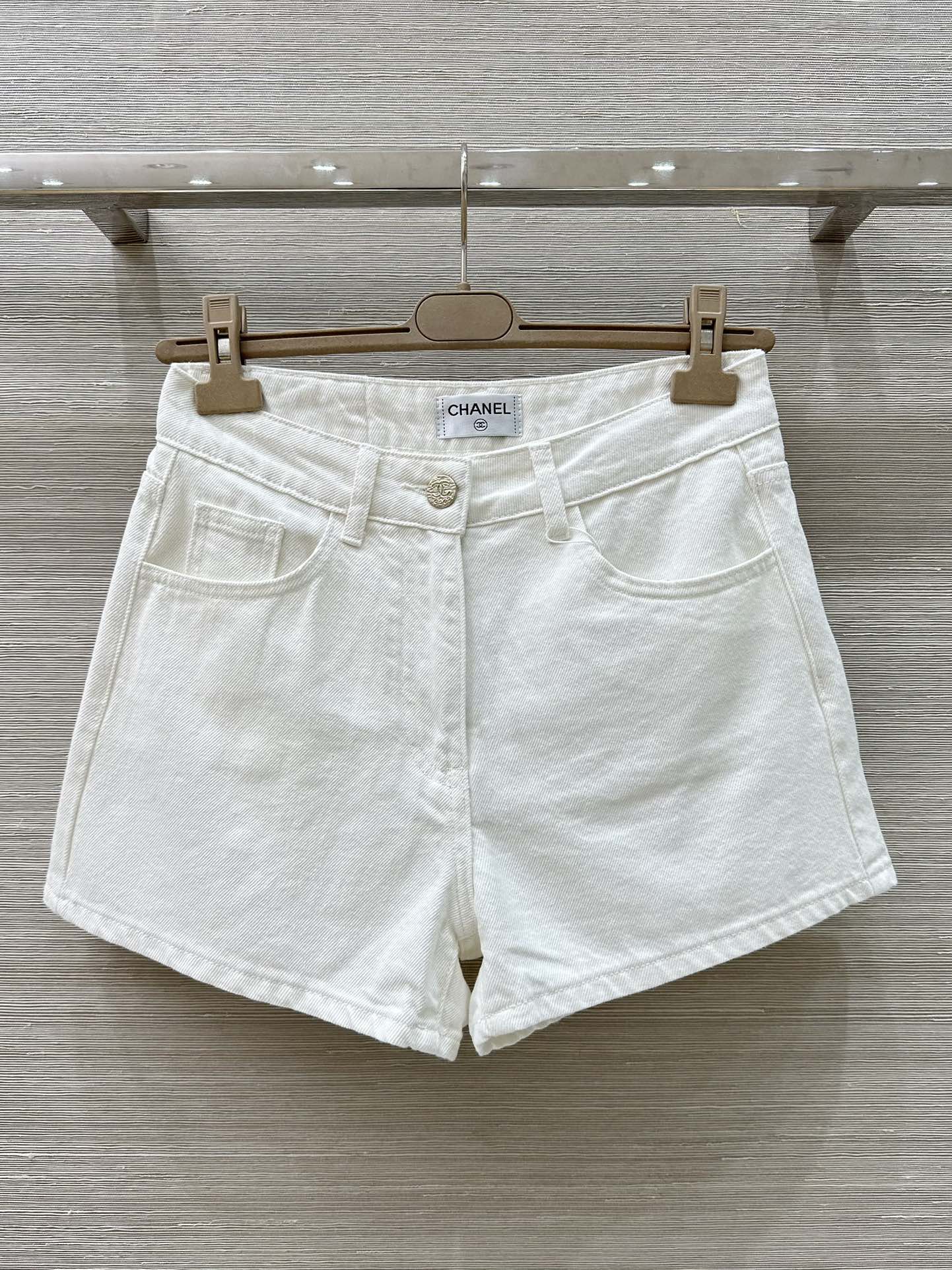 C*nel 25ss sequins pocket demin shorts