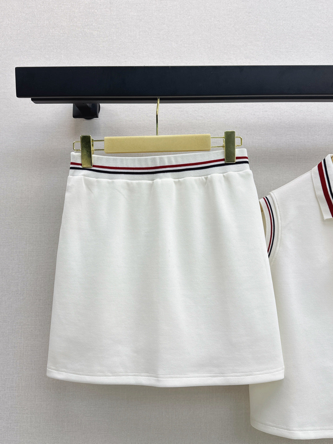M*u 25ss cotton sleeveless polo shirt and skirt set