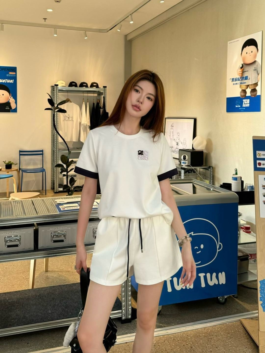 Low* 25ss color-block t-shirt and shorts set