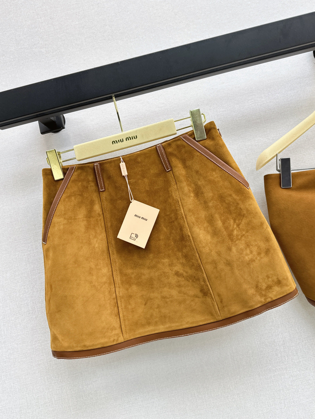 M*u 25ss suede skirt