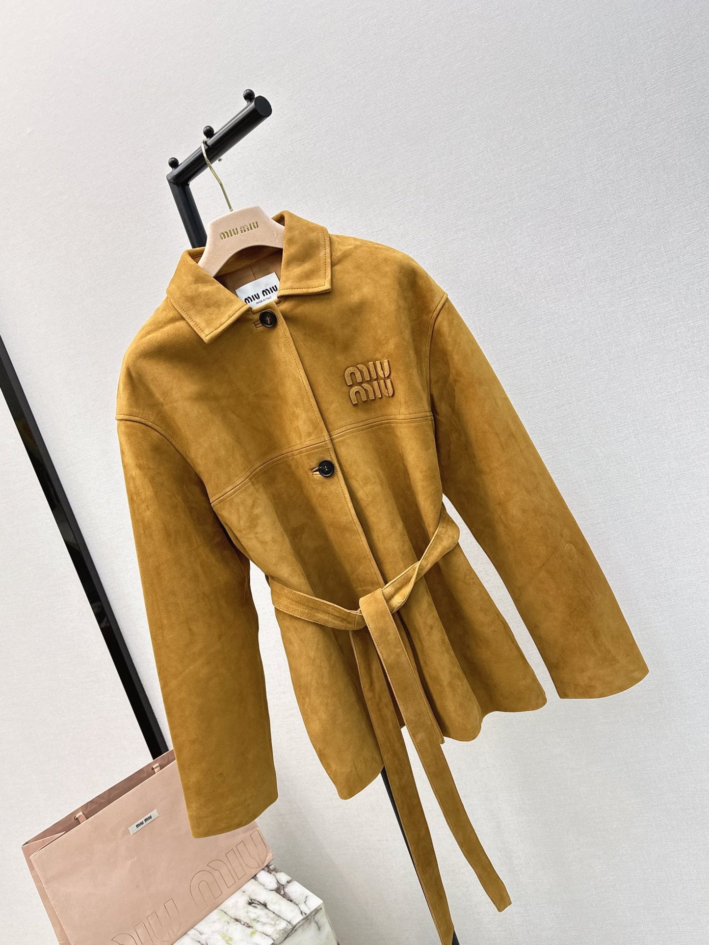 M*u 24fw suede blouson jacket
