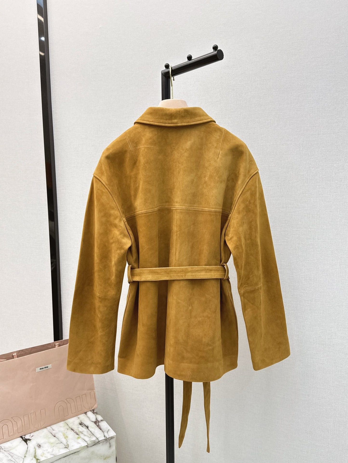 M*u 24fw suede blouson jacket