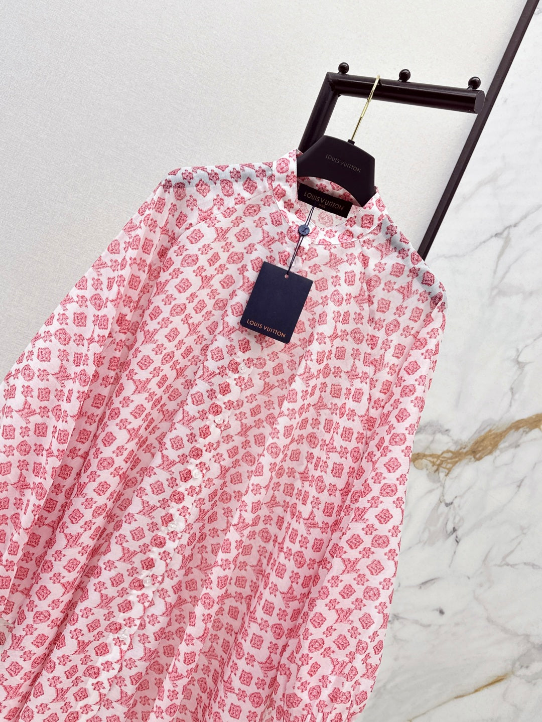 Loui* 25ss long cape blouse