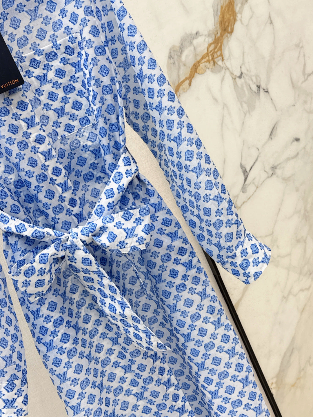 Loui* 25ss 3D monogram shirt dress
