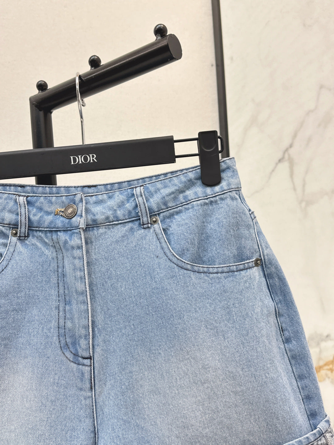 D*r 25ss oblique denim shorts